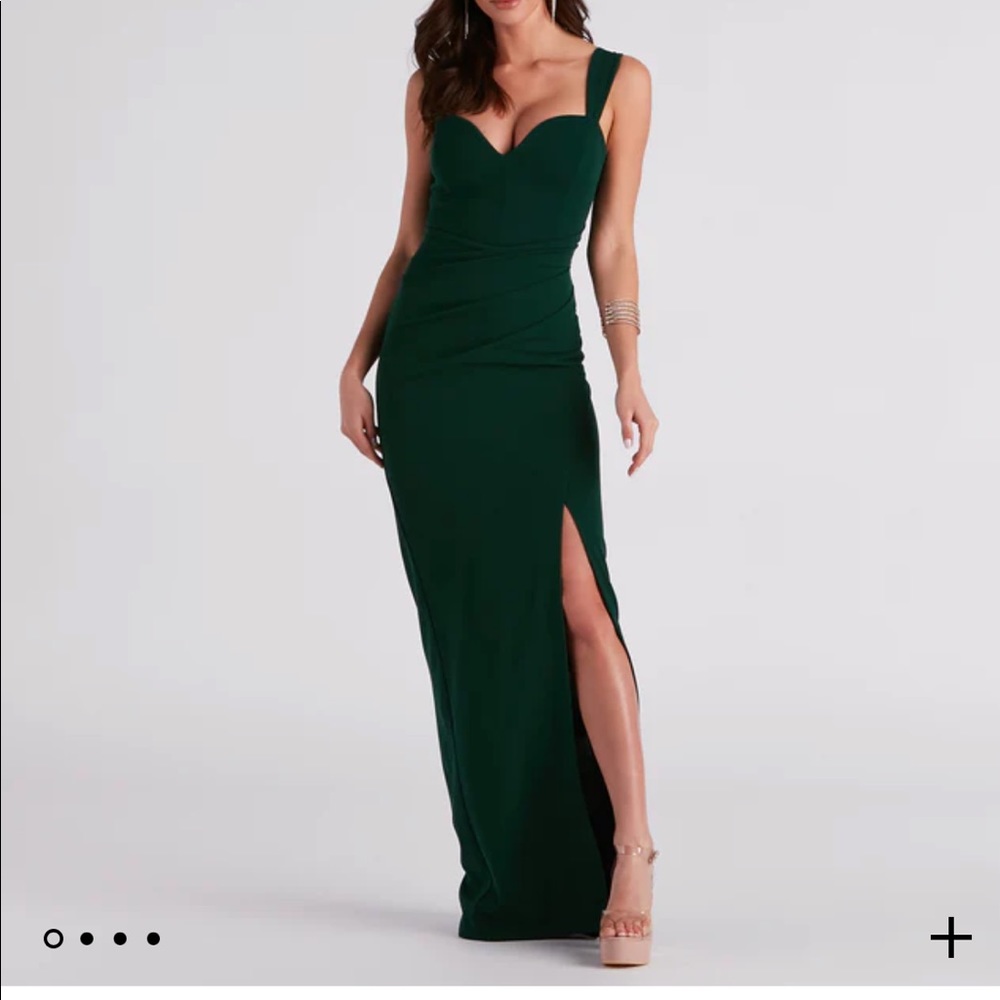 Green long dress